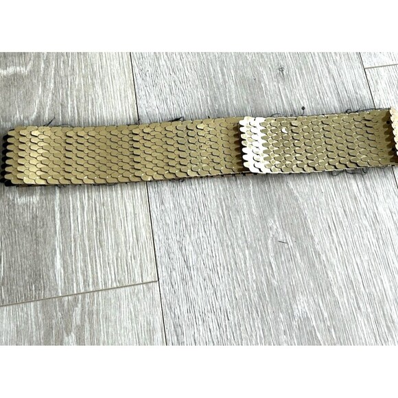 Vintage Stretch Belt Gold Metal Scales Scalloped Disco Retro Statement Waist main image 5